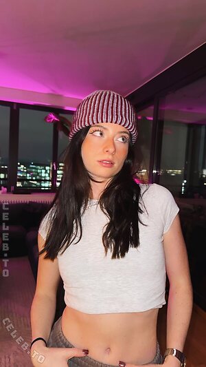 Anica Zimmermann Nude Leaked Photo #19