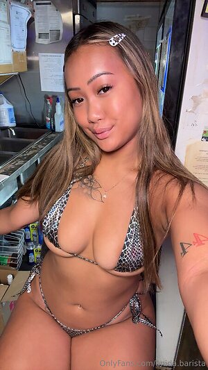 Anida Anne-Rae leaked photo #24