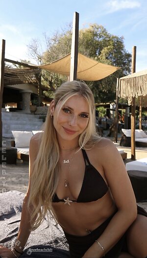 Anii.xoxo Nude Photos