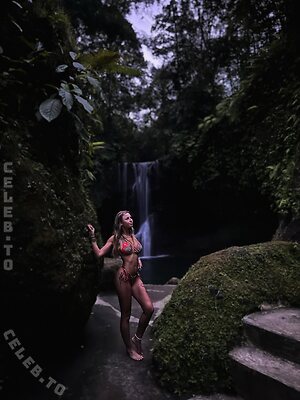 Anja.bnsh leaked photo #38