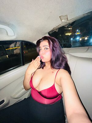 Anjali leaked photo #7