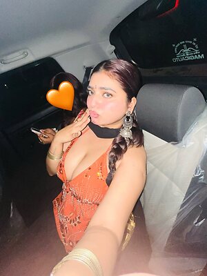 Anjali leaked photo #10
