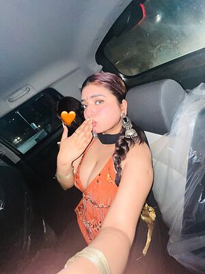 Anjali leaked photo #11