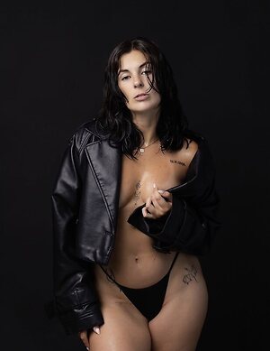 Ann Esteves leaked photo #6