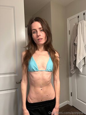 Ann Poppin leaked photo #36