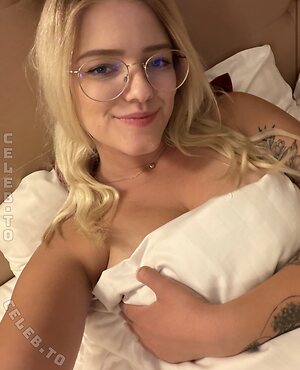 Anna Blum leaked photo #173