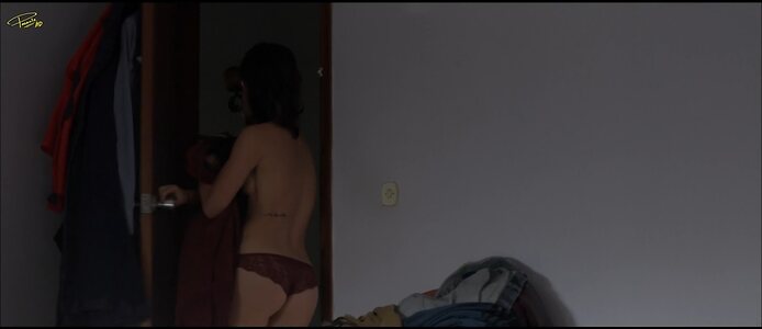 Anna Castillo leaked photo #4