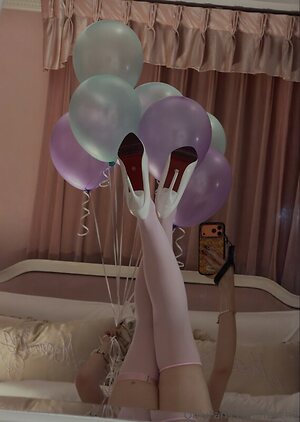 Anna Feschenko leaked photo #9