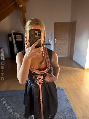 Anna lindt photo