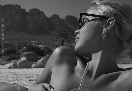 Anna Maria Schimanski Nude Leaked Photo #4