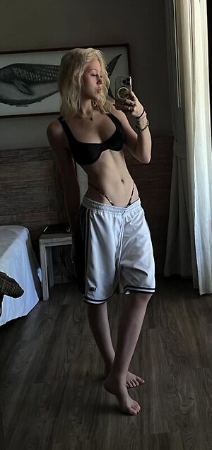 Anna Marie Veselá leaked photo #8
