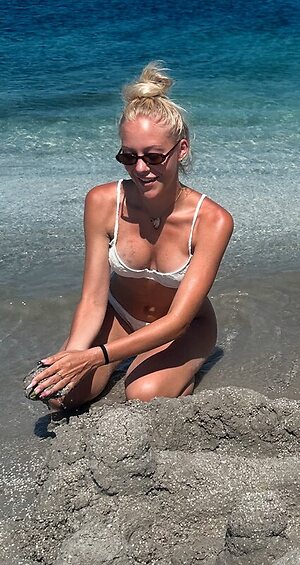 Anna Marie Veselá leaked photo #48
