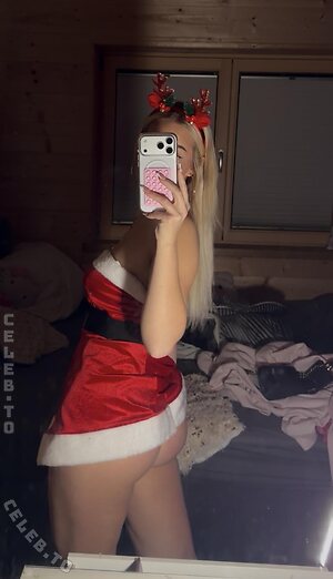 Anna Obermoser Nude Leaked Photo #28