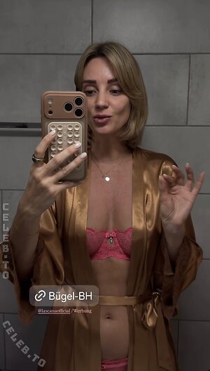 Anna Rossow Nude Leaked Photo #2