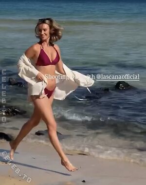 Anna Rossow Nude Leaked Photo #12