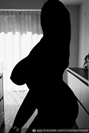 Anna Schmidt photo