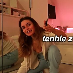 Anna Šulcová leaked photo #9