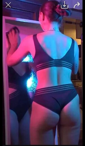 Anna Šulcová leaked photo #37