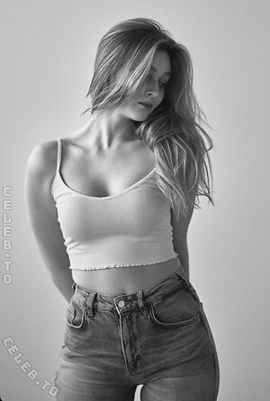 Anna Wagner Nude Leaked Photo #2