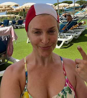 Anna Williamson leaked photo #23