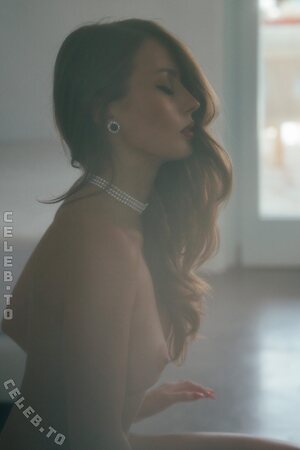 Anna Zapala photo