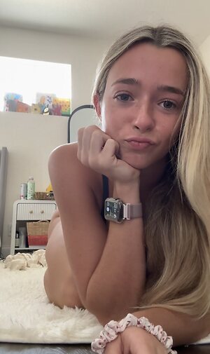 Annabananabr3ad leaked photo #4