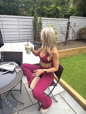 Annabelle Disley leaked photo #8