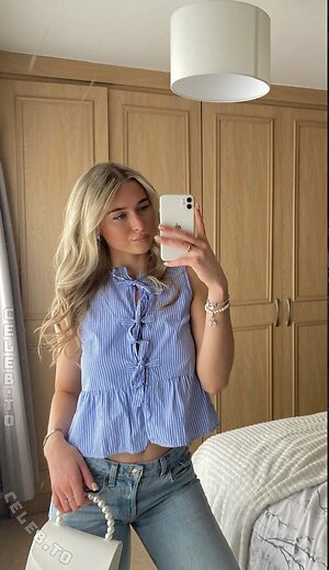Annabelle Disley