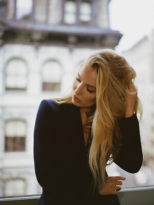 Annabelle Wallis leaked photo #3