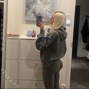 annagretaaaa leaked photo #43