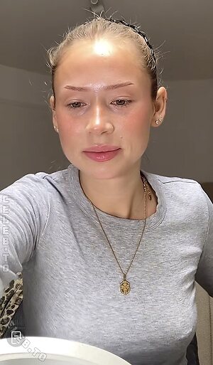 Annakph Nude Leaked Photo #2