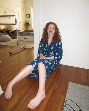 Annalise Basso leaked photo #17