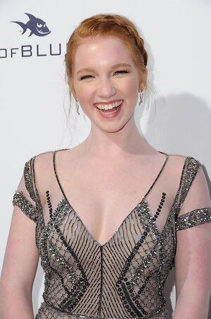 Annalise Basso leaked photo #18