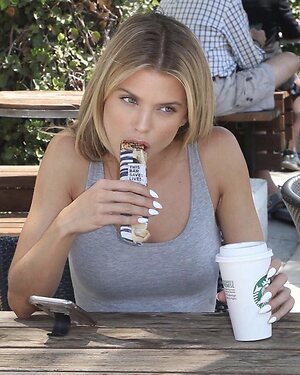 AnnaLynne McCord