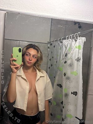 annasofiaaaa Nude Leaked Photo #14