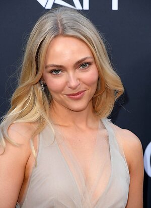 AnnaSophia Robb leaked photo #56