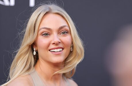 AnnaSophia Robb leaked photo #129