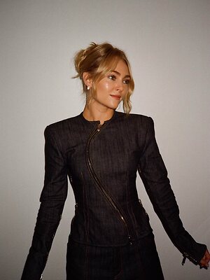AnnaSophia Robb leaked photo #345
