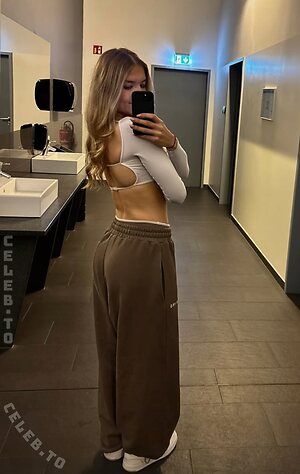 Anna.Sophiie leaked photo #15