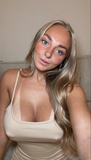 annatomiix leaked photo #8