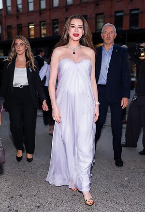 Anne Hathaway leaked photo #63