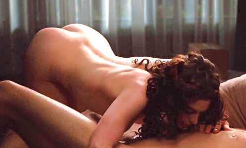 Anne Hathaway leaked photo #183