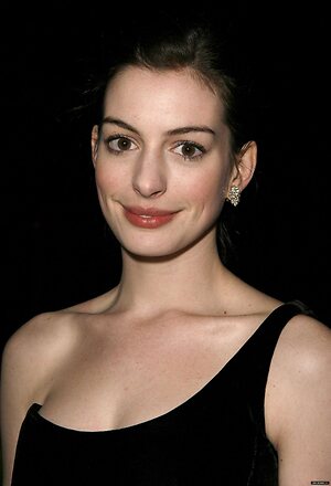 Anne Hathaway leaked photo #273