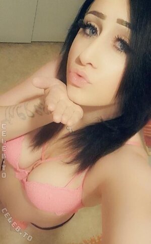 Anne Hot-Girl Nude Leaked Photo #5