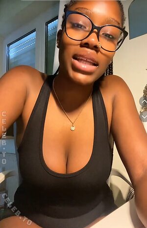 Anne Jinadel Nude Leaked Photo #15