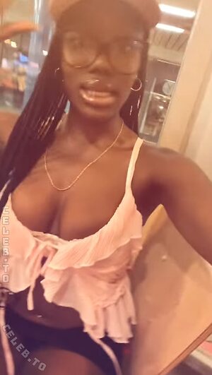 Anne Jinadel Nude Leaked Photo #18