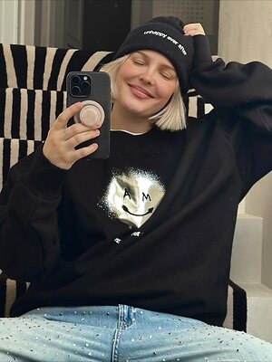 Anne Marie Nicholson leaked photo #29