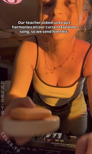 Anne Mosters Nude Leaked Photo #5