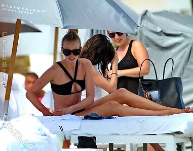 Anne Vyalitsyna Nude Leaked Photo #23