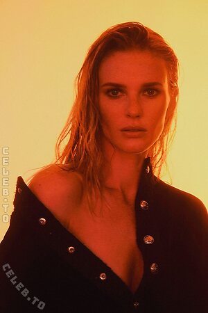 Anne Vyalitsyna Nude Leaked Photo #60